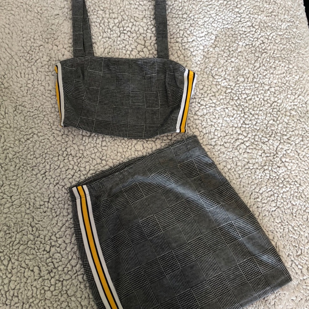 Skirt & crop top -2pc set-